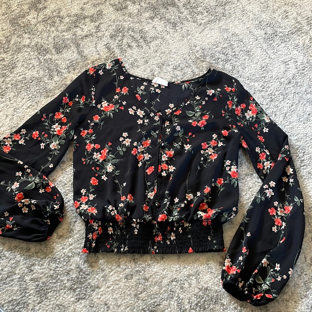 Long sleeve floral blouse